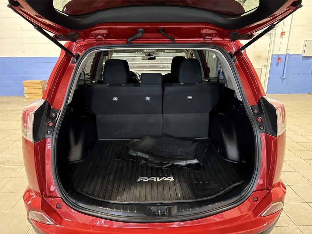 Thumbnail: 2017 Toyota RAV4 - 11