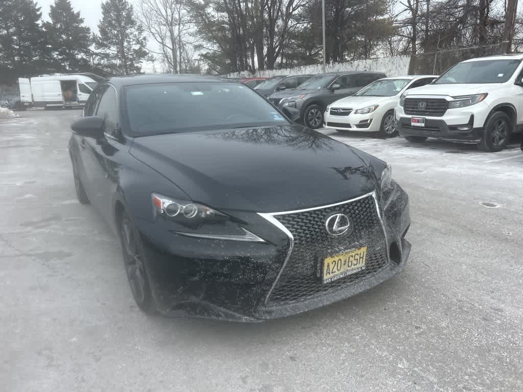 Thumbnail: 2016 Lexus IS - 14