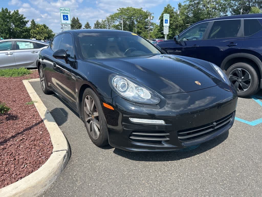 Thumbnail: 2016 Porsche Panamera - 3