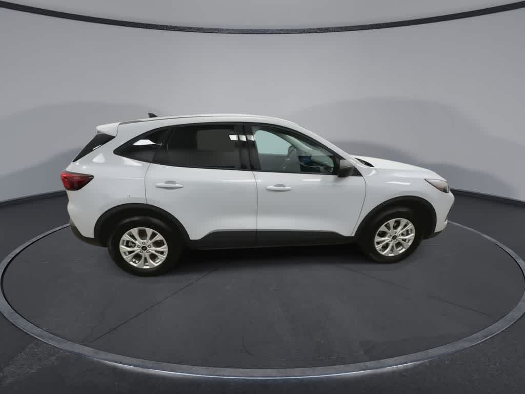 Thumbnail: 2025 Ford Escape - 9