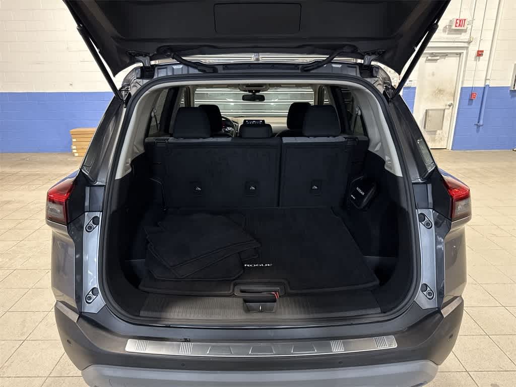 Thumbnail: 2023 Nissan Rogue - 11