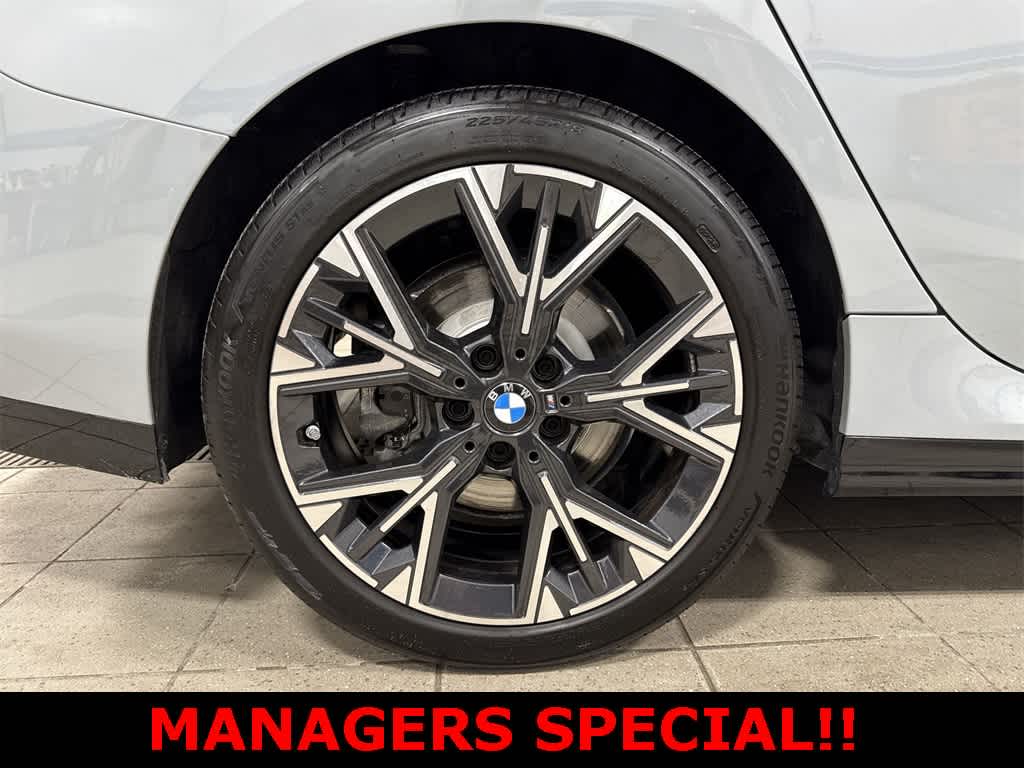 Thumbnail: 2025 BMW 2 Series - 10