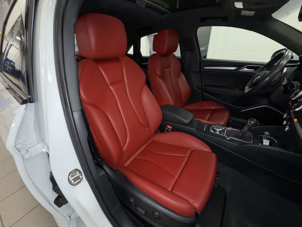 Thumbnail: 2018 Audi S3 - 16