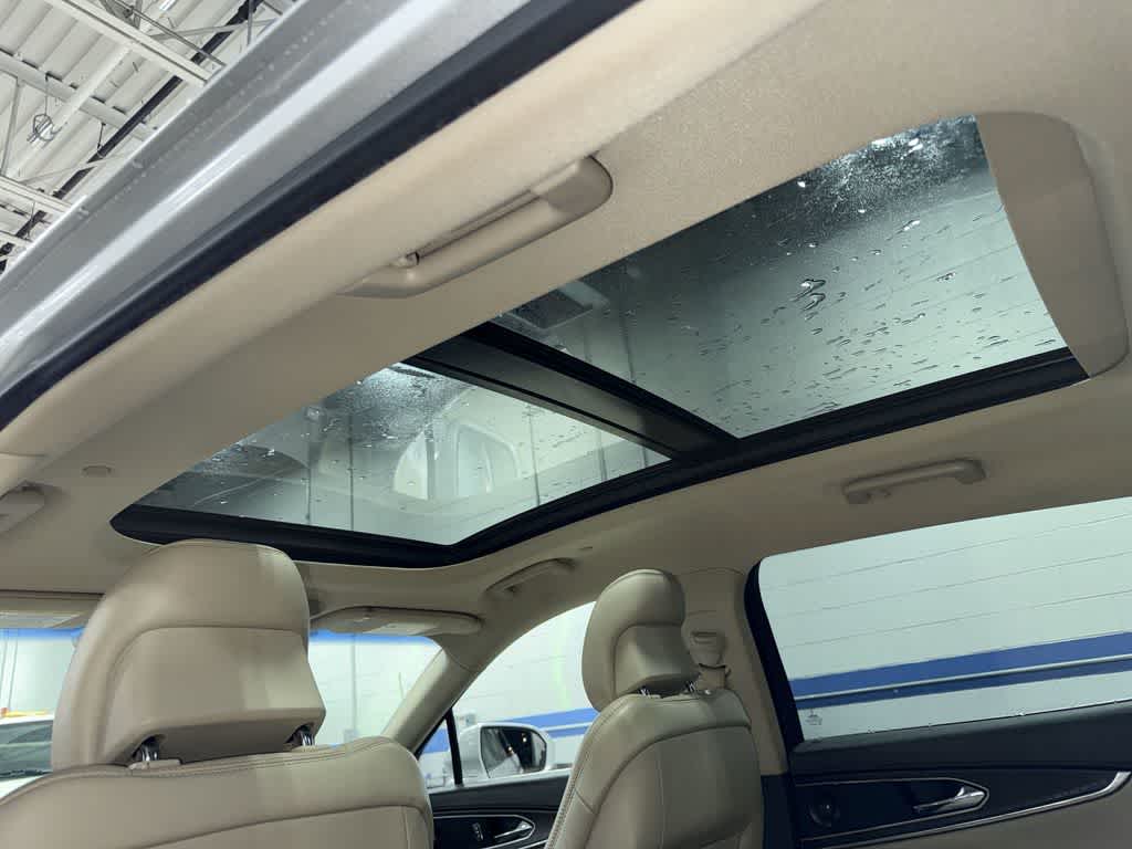 Thumbnail: 2016 Lincoln MKX - 25