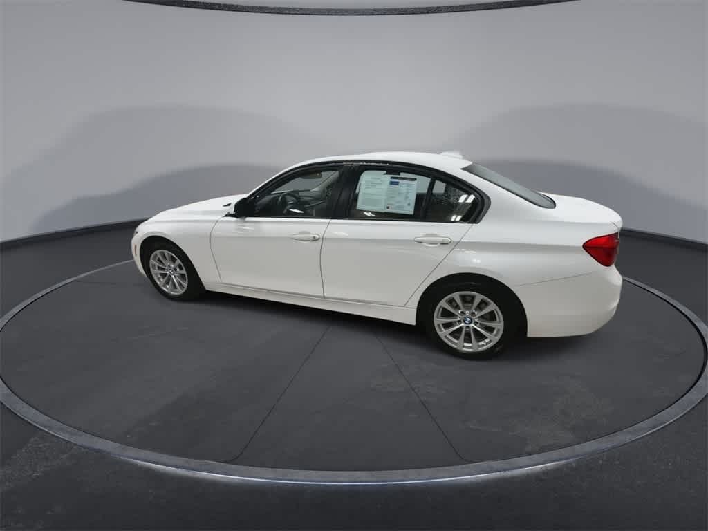 Thumbnail: 2017 BMW 3 Series - 6