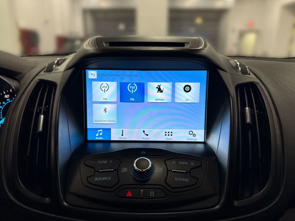 Thumbnail: 2016 Ford Escape - 20