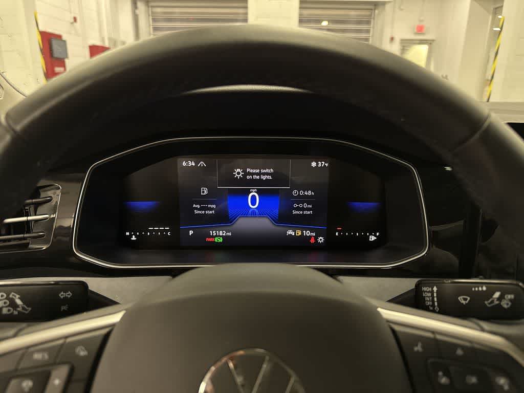 Thumbnail: 2025 Volkswagen Jetta - 32