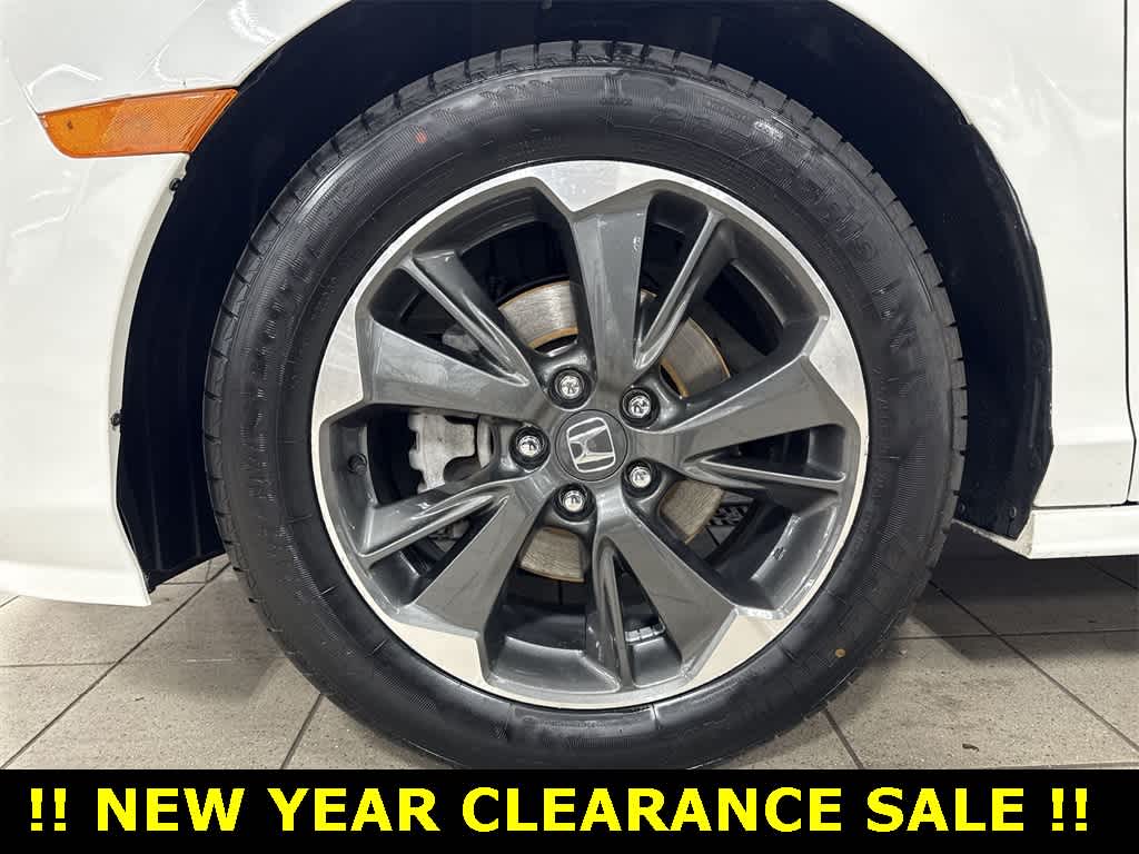 Thumbnail: 2023 Honda Odyssey - 10