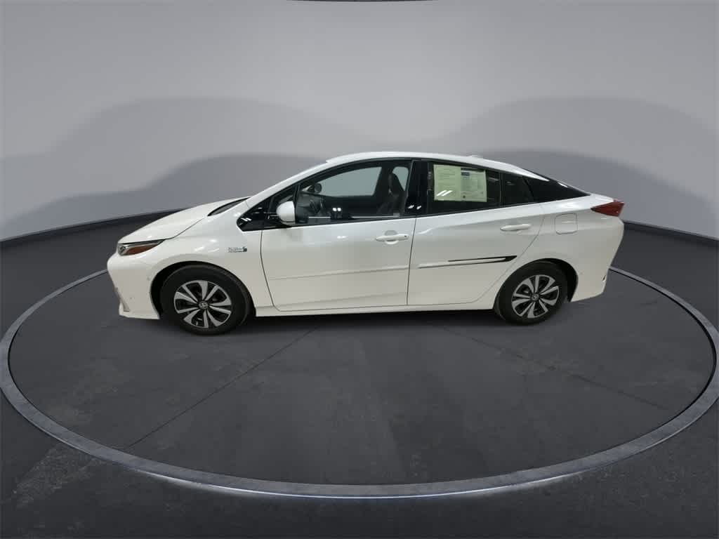 Thumbnail: 2018 Toyota Prius Prime - 5