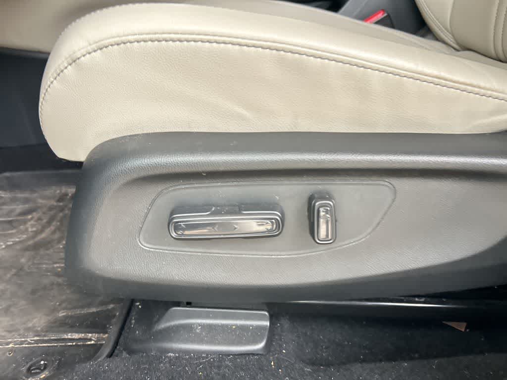 Thumbnail: 2025 Honda HR-V - 16