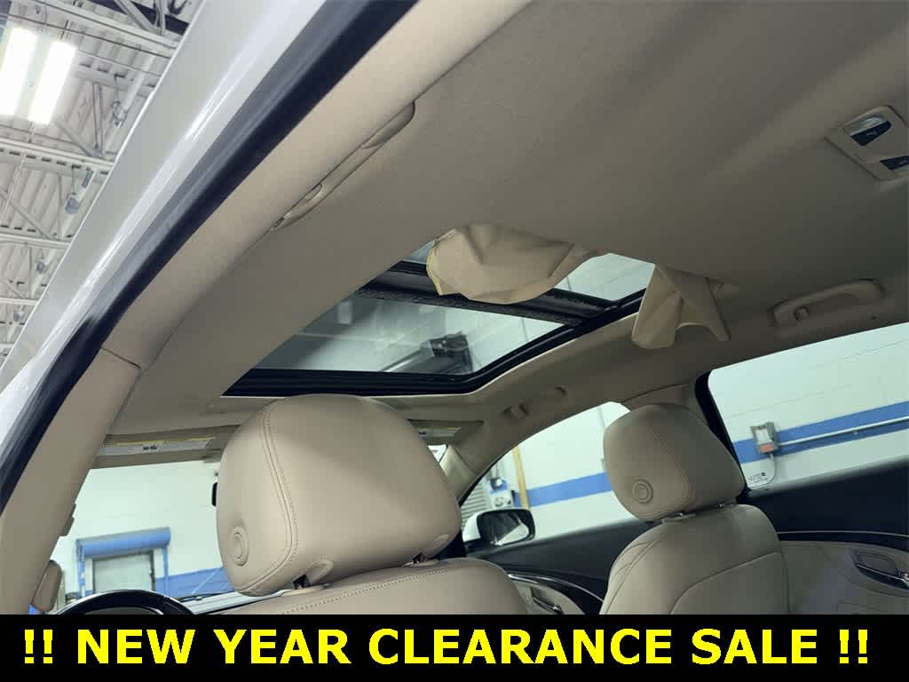 Thumbnail: 2015 Buick LaCrosse - 25