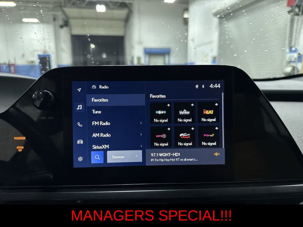 Thumbnail: 2024 Lexus UX - 20