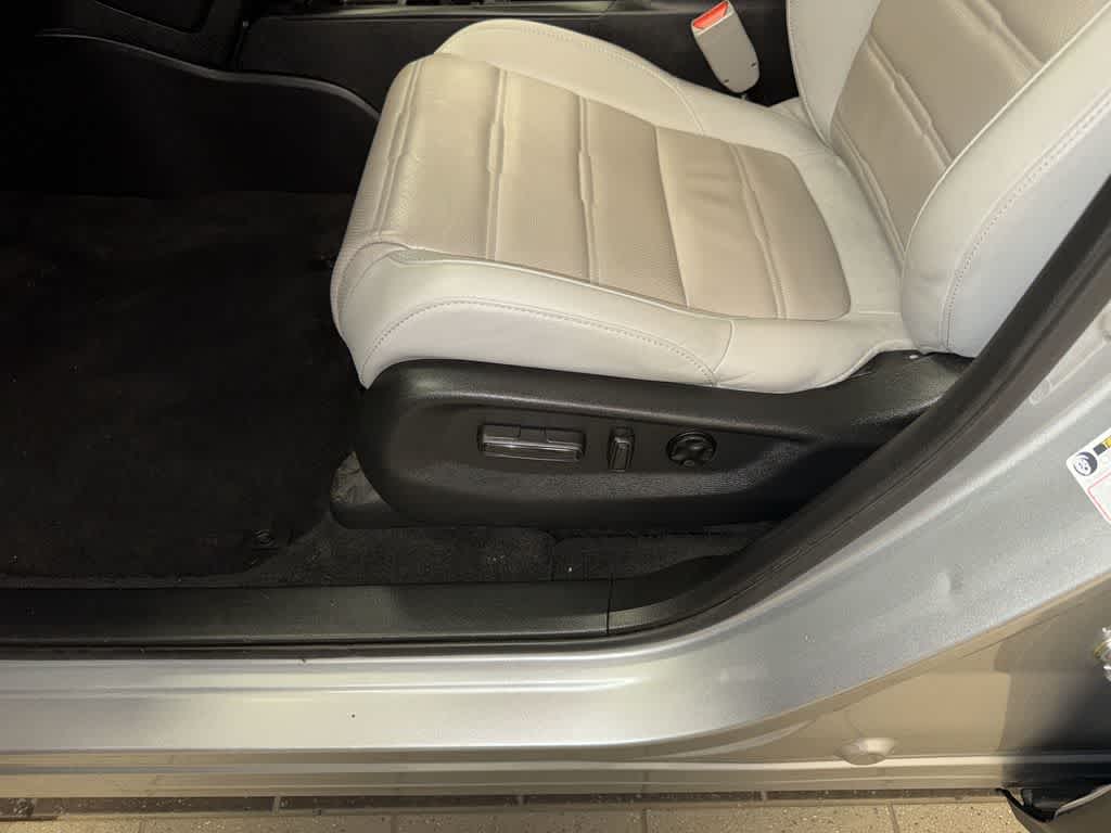 Thumbnail: 2021 Honda CR-V - 23
