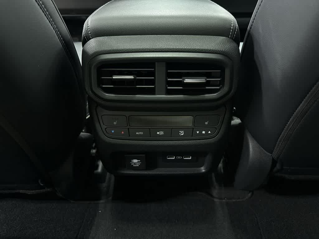 Thumbnail: 2023 Honda Pilot - 32