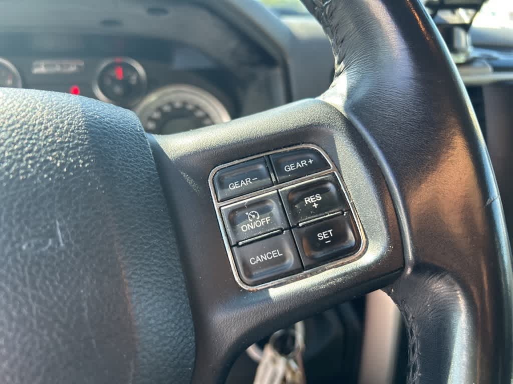 Thumbnail: 2019 RAM 1500 Classic - 5