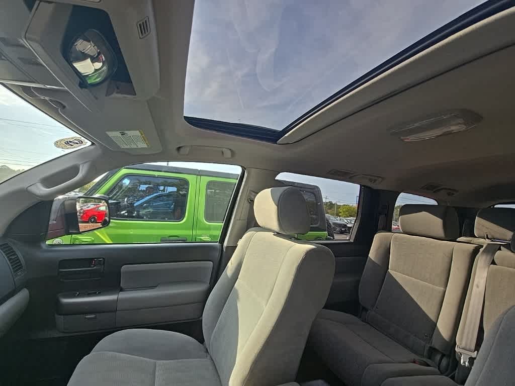 Thumbnail: 2017 Toyota Sequoia - 24