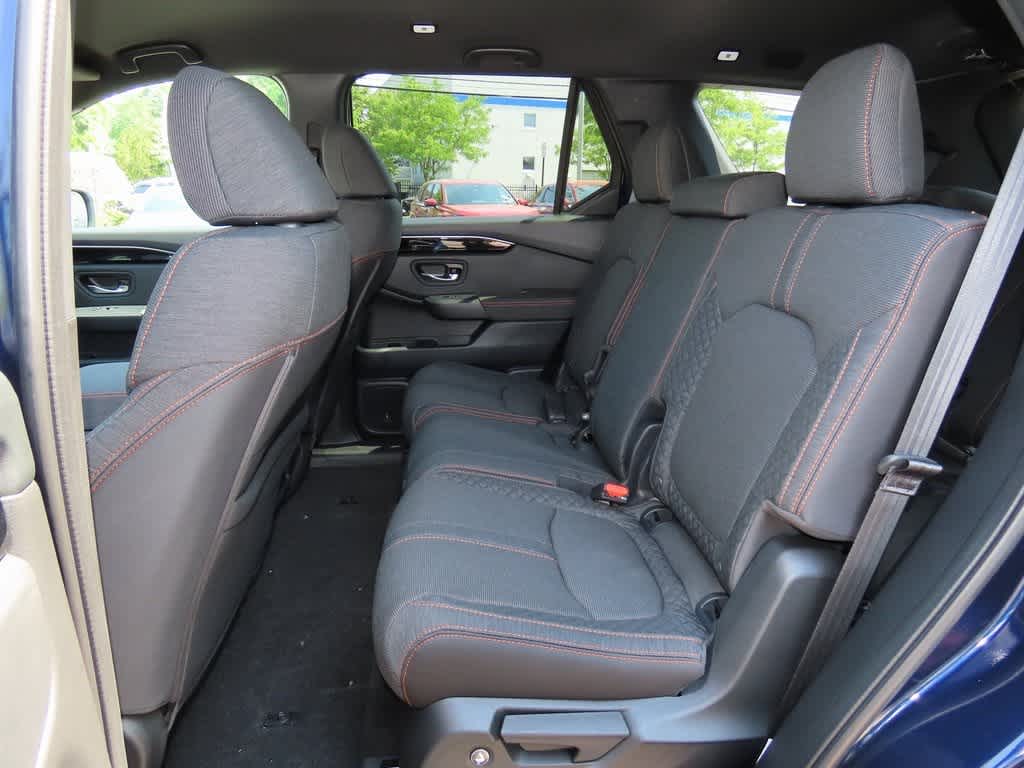 Thumbnail: 2025 Honda Pilot - 13