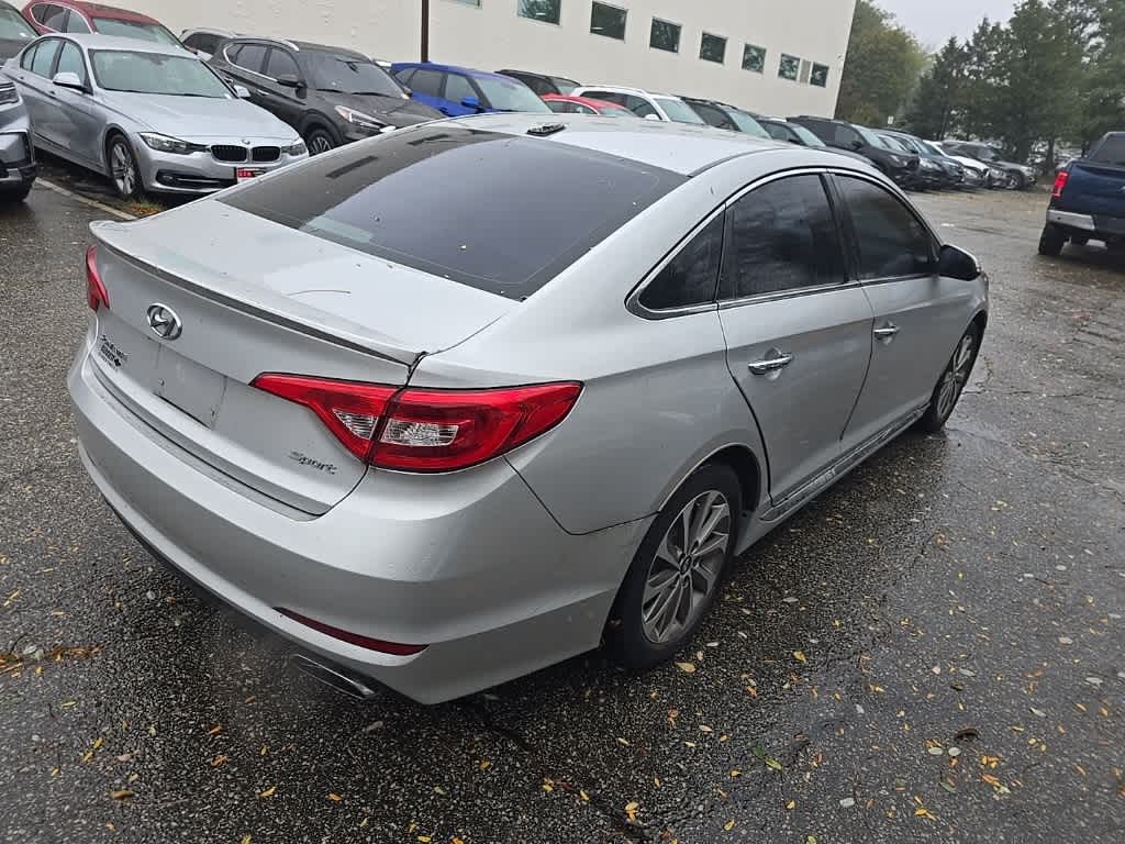 Thumbnail: 2016 Hyundai Sonata - 5