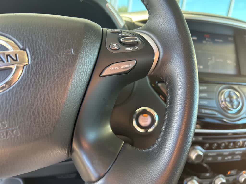 Thumbnail: 2019 Nissan Pathfinder - 21