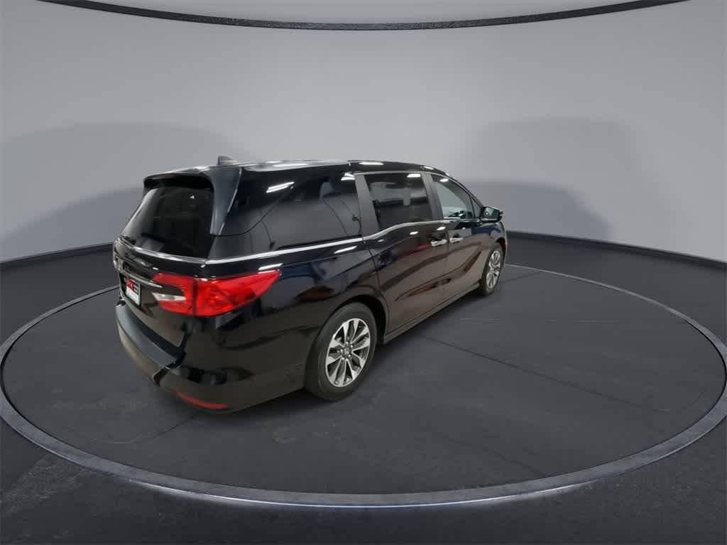 Thumbnail: 2023 Honda Odyssey - 8