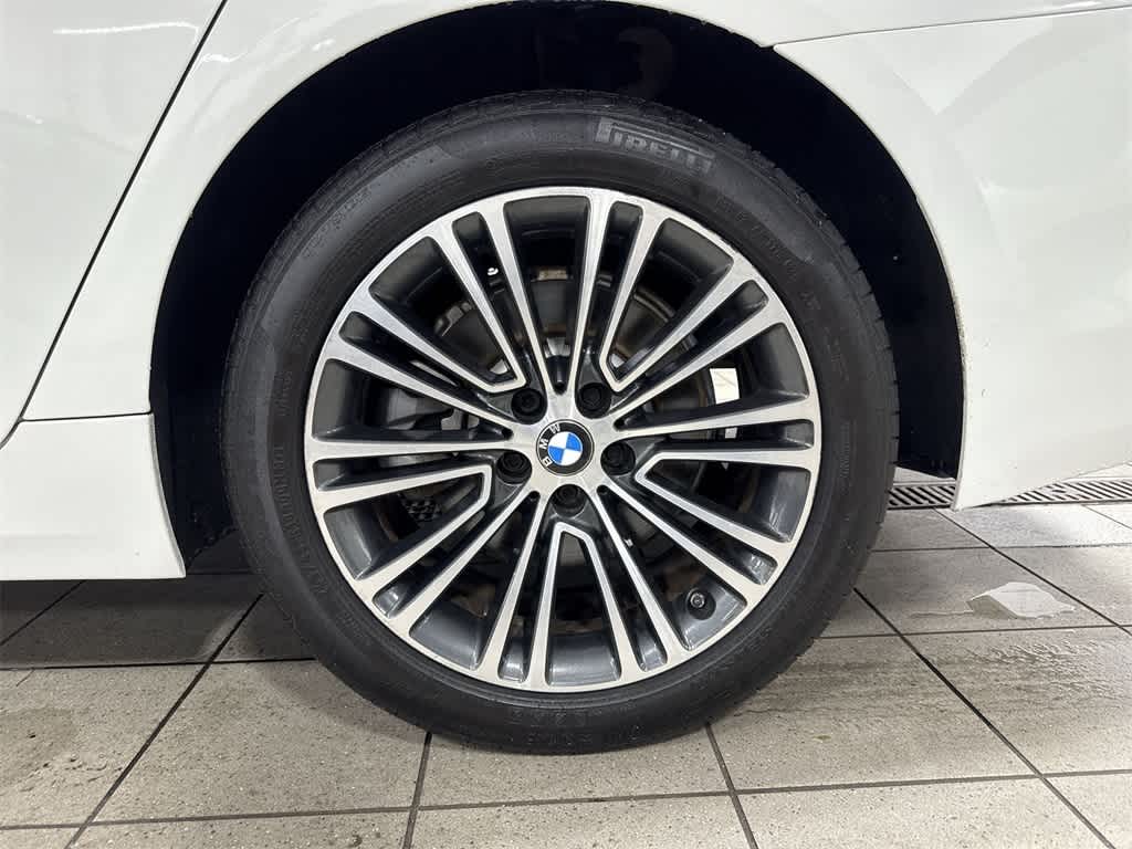Thumbnail: 2019 BMW 5 Series - 10