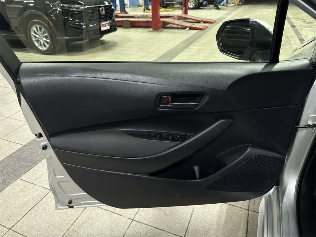 Thumbnail: 2023 Toyota Corolla - 29