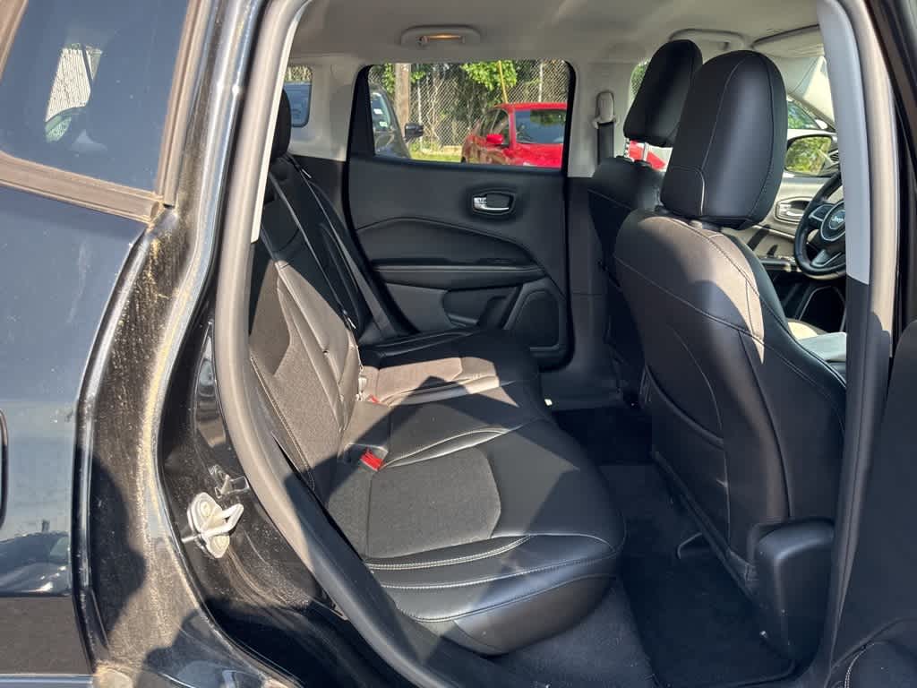 Thumbnail: 2018 Jeep Compass - 18