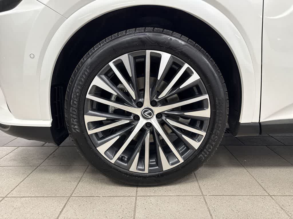 Thumbnail: 2023 Lexus RX - 10