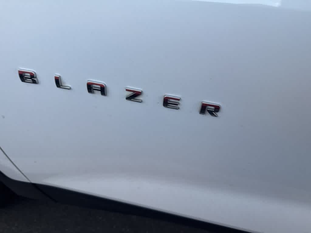 Thumbnail: 2020 Chevrolet Blazer - 24