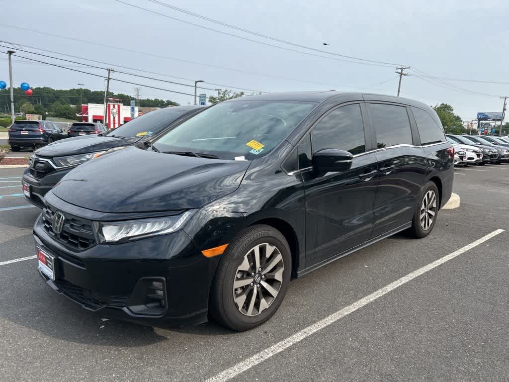 2025 Honda Odyssey EX-L Hero Image