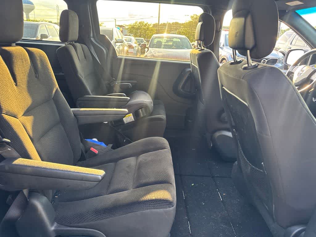 Thumbnail: 2018 Dodge Grand Caravan - 18