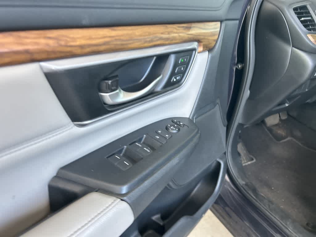 Thumbnail: 2017 Honda CR-V - 15
