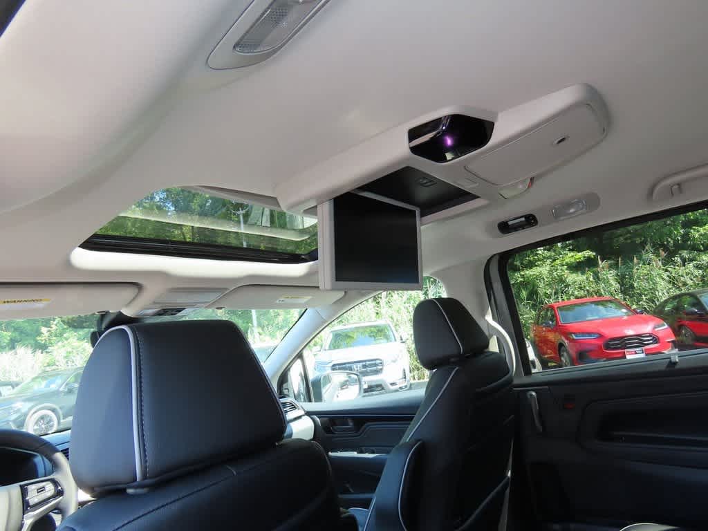 Thumbnail: 2026 Honda Odyssey - 17