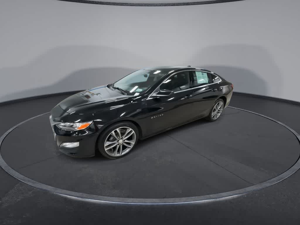 Thumbnail: 2024 Chevrolet Malibu - 4