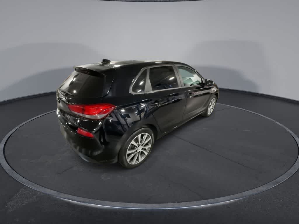 Thumbnail: 2019 Hyundai Elantra - 8