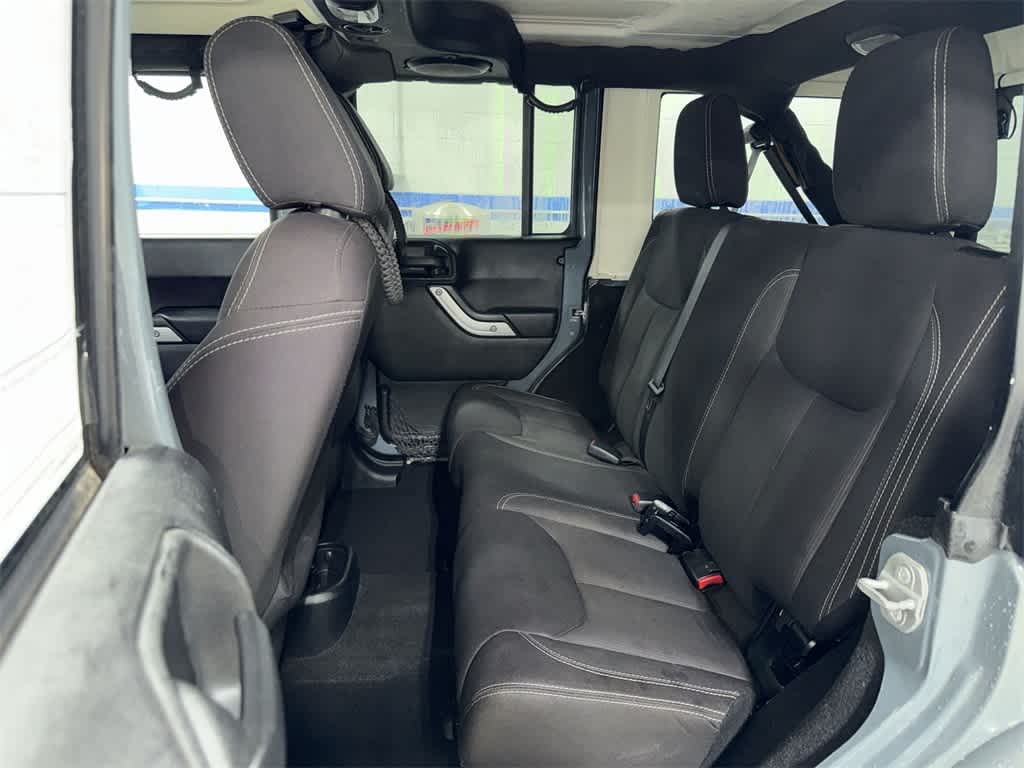 Thumbnail: 2014 Jeep Wrangler - 17