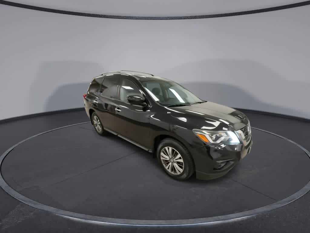 Thumbnail: 2018 Nissan Pathfinder - 2