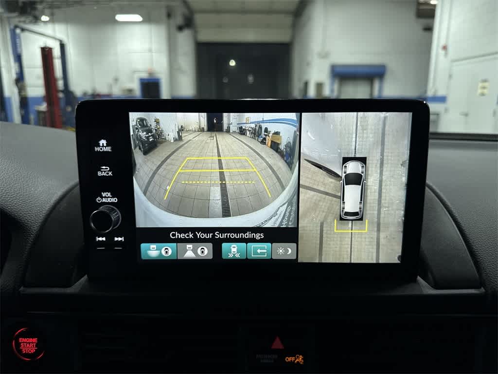 Thumbnail: 2023 Honda Pilot - 26