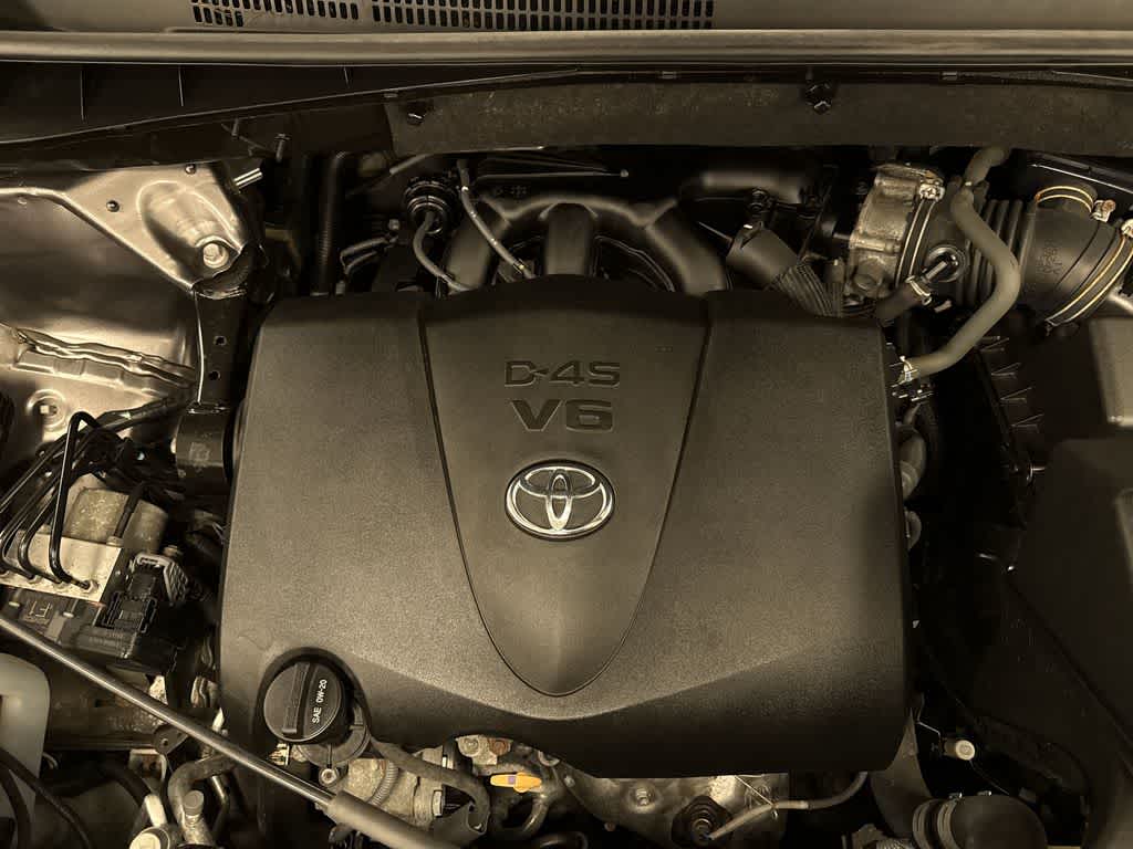 Thumbnail: 2017 Toyota Highlander - 12