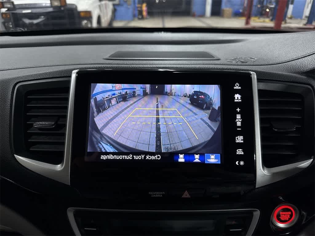 Thumbnail: 2018 Honda Pilot - 26