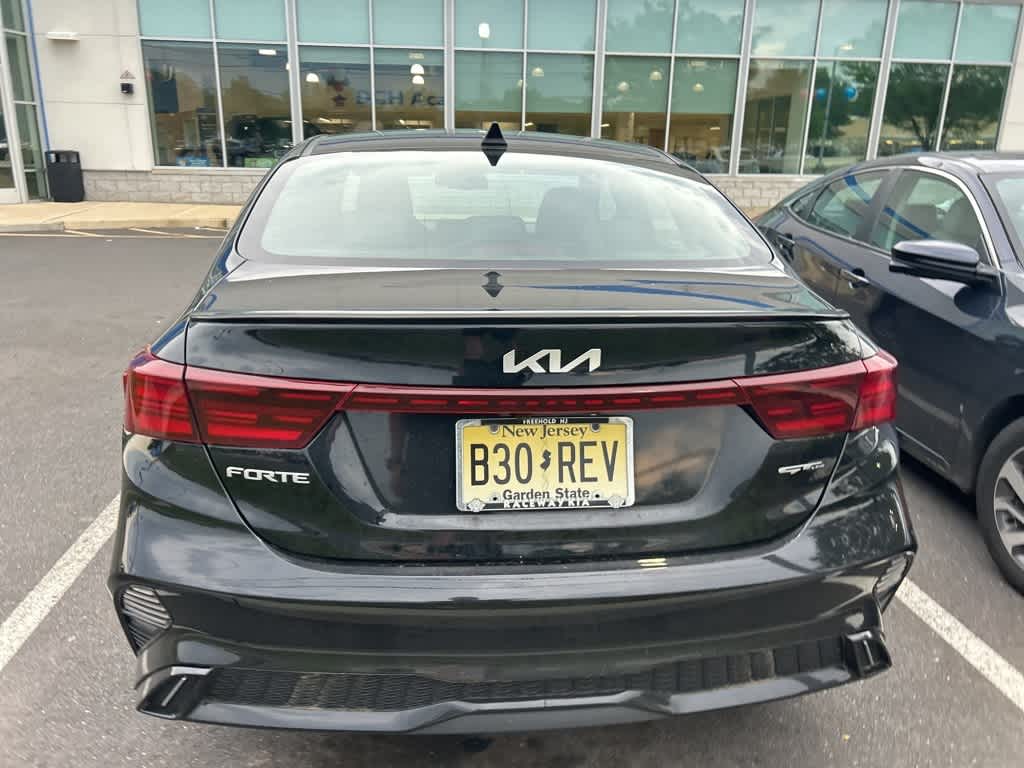 Thumbnail: 2022 Kia Forte - 18