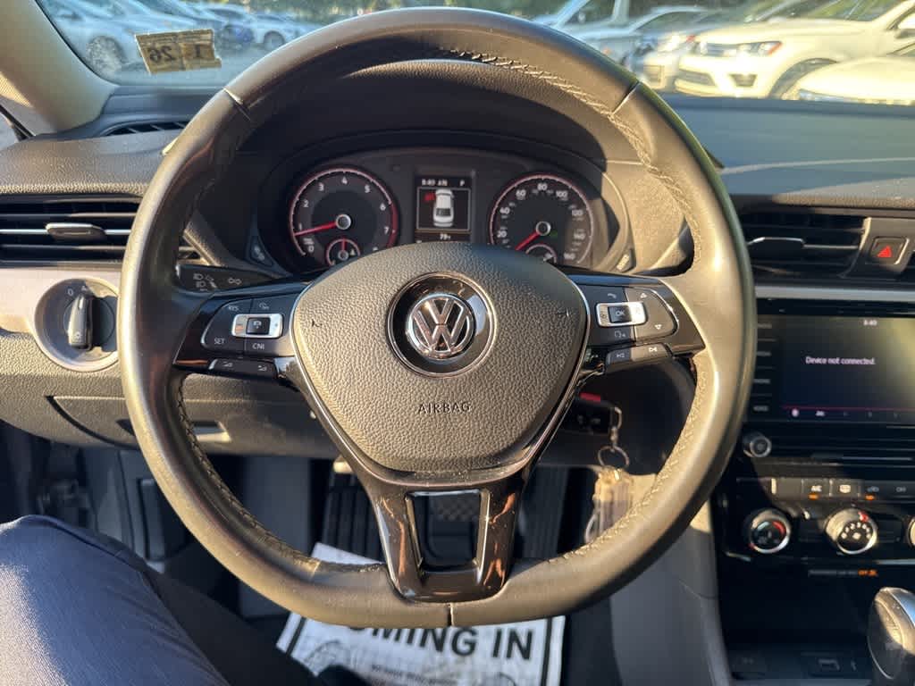 Thumbnail: 2021 Volkswagen Passat - 13