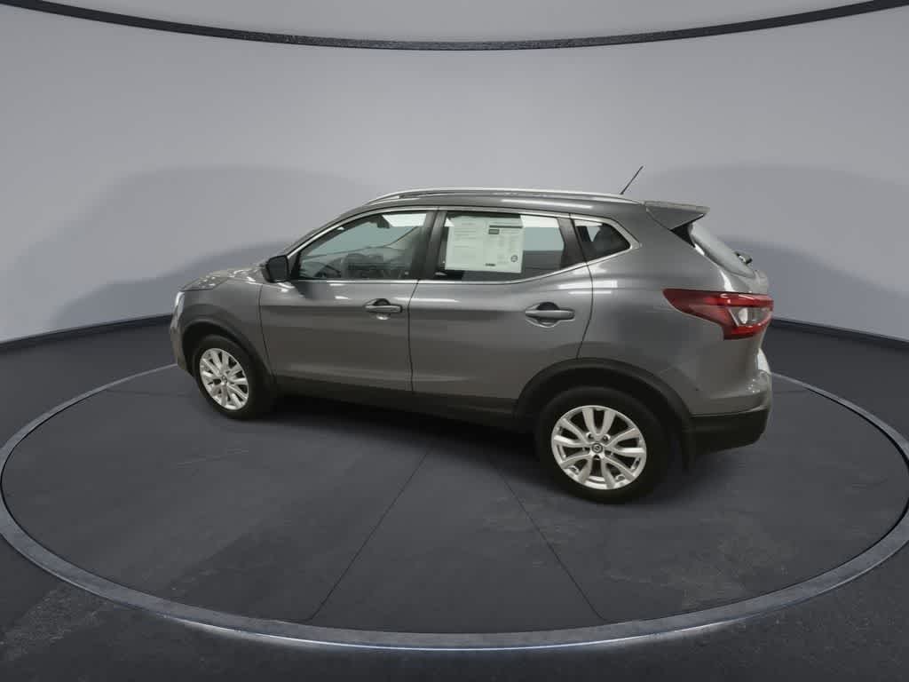 Thumbnail: 2020 Nissan Rogue Sport - 6