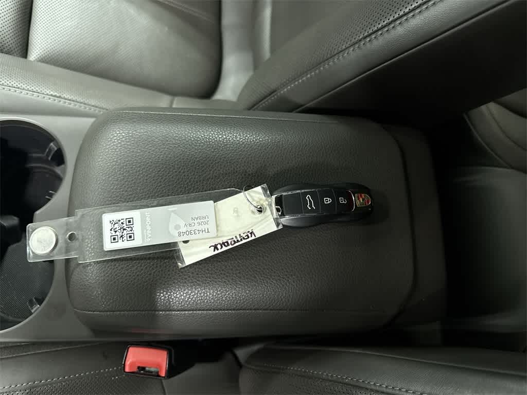 Thumbnail: 2019 Porsche Macan - 36