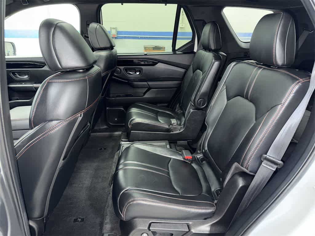 Thumbnail: 2023 Honda Pilot - 17