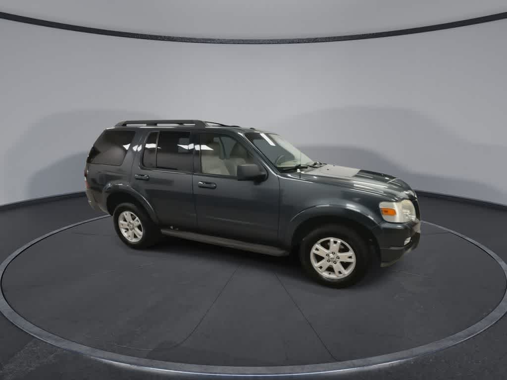 Thumbnail: 2010 Ford Explorer - 2