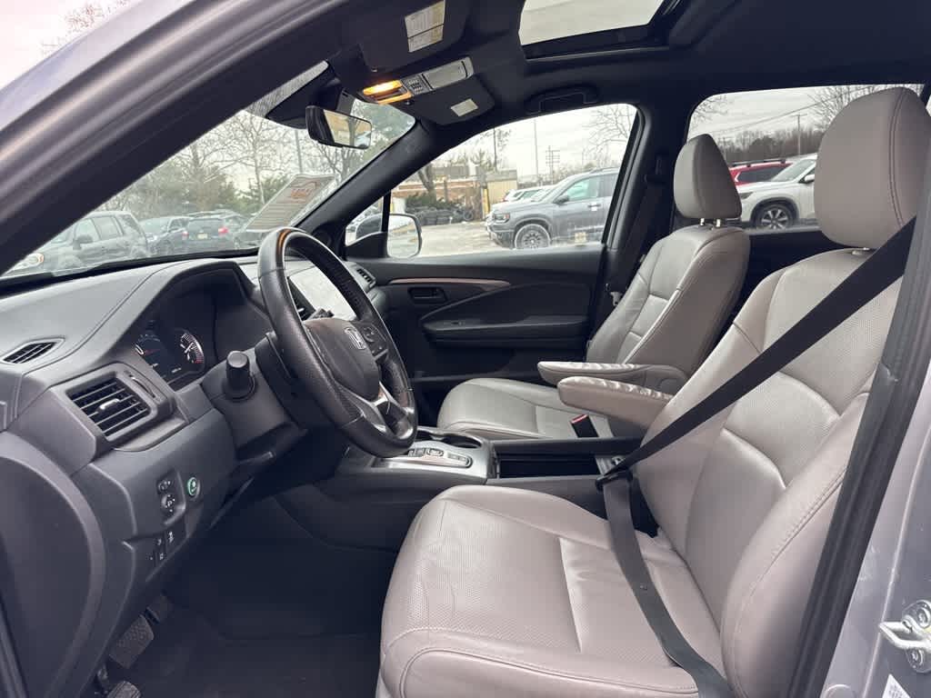 Thumbnail: 2023 Honda Passport - 8