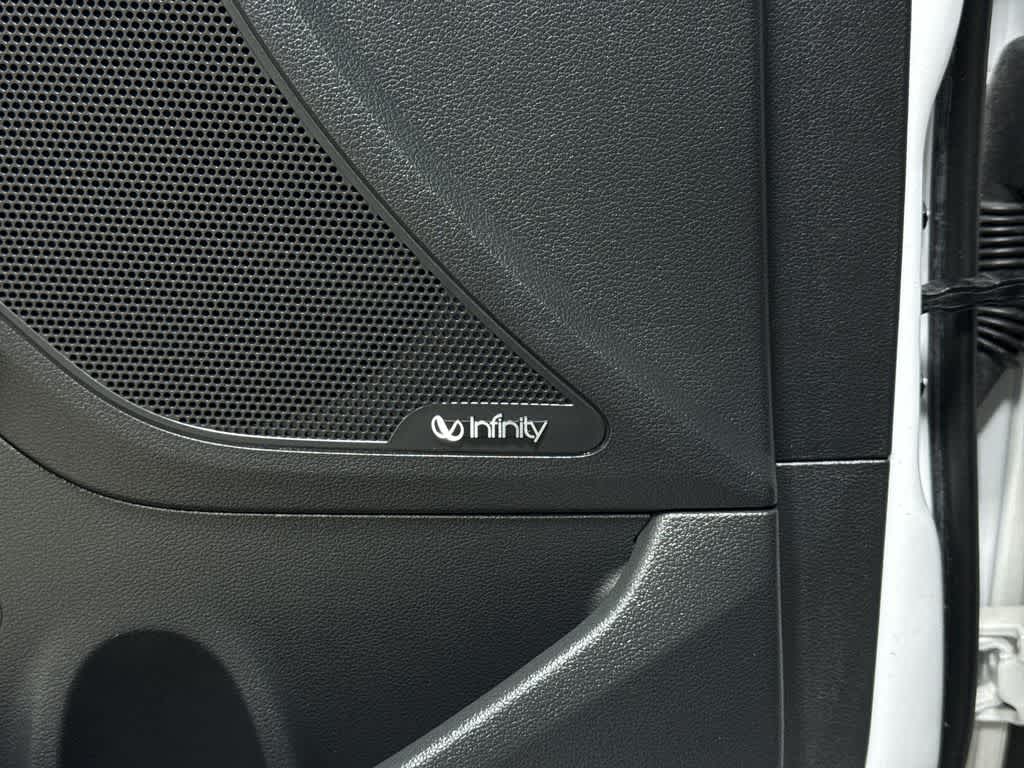 Thumbnail: 2019 Hyundai Elantra - 31