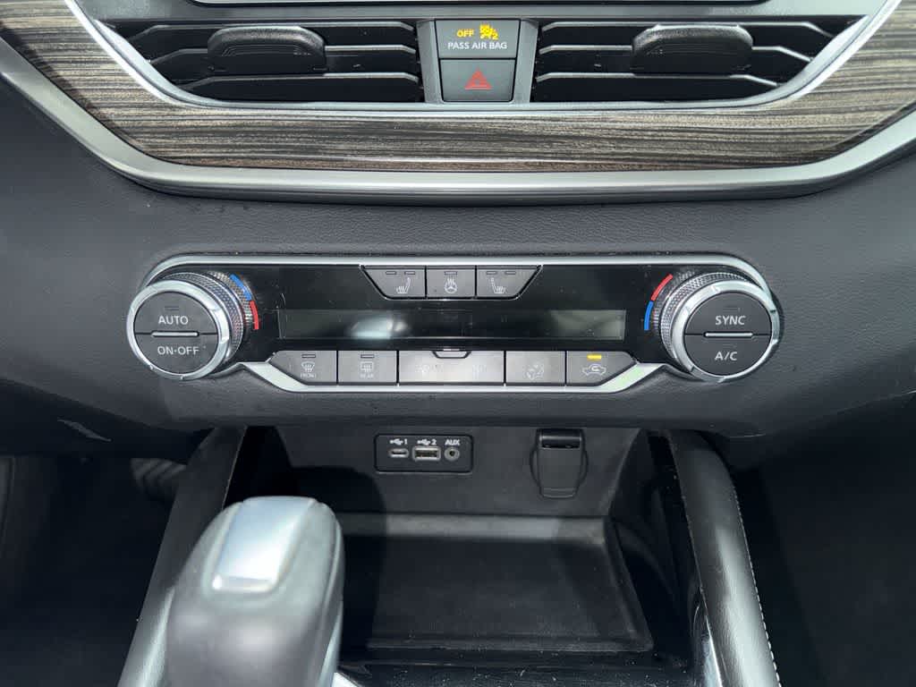 Thumbnail: 2021 Nissan Altima - 22