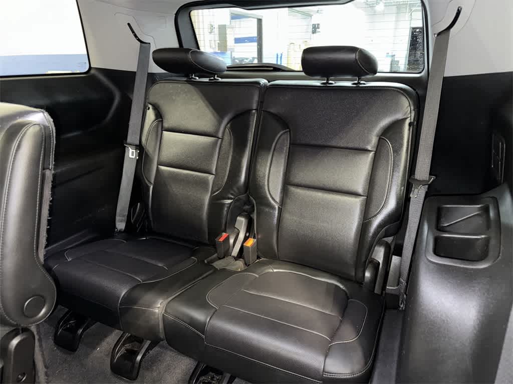 Thumbnail: 2017 GMC Acadia - 18